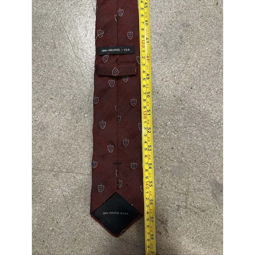 John Varvatos Tie Men Maroon Sz58x3' Crest Shield Silk Wool Blend Preppy Classic